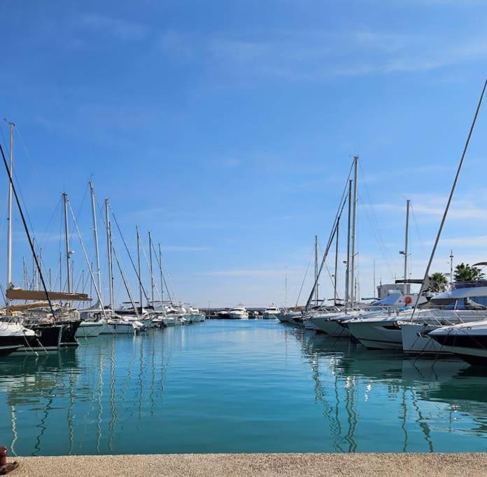 Studio Saint-Laurent-Du-Var Bord De Mer Exterior foto